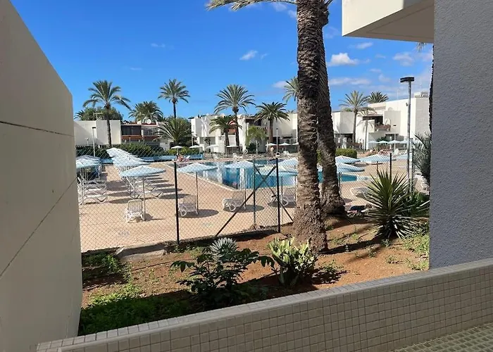 Pool View Apartment Primavera