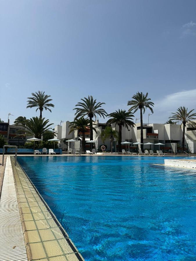 Pool View Primavera *